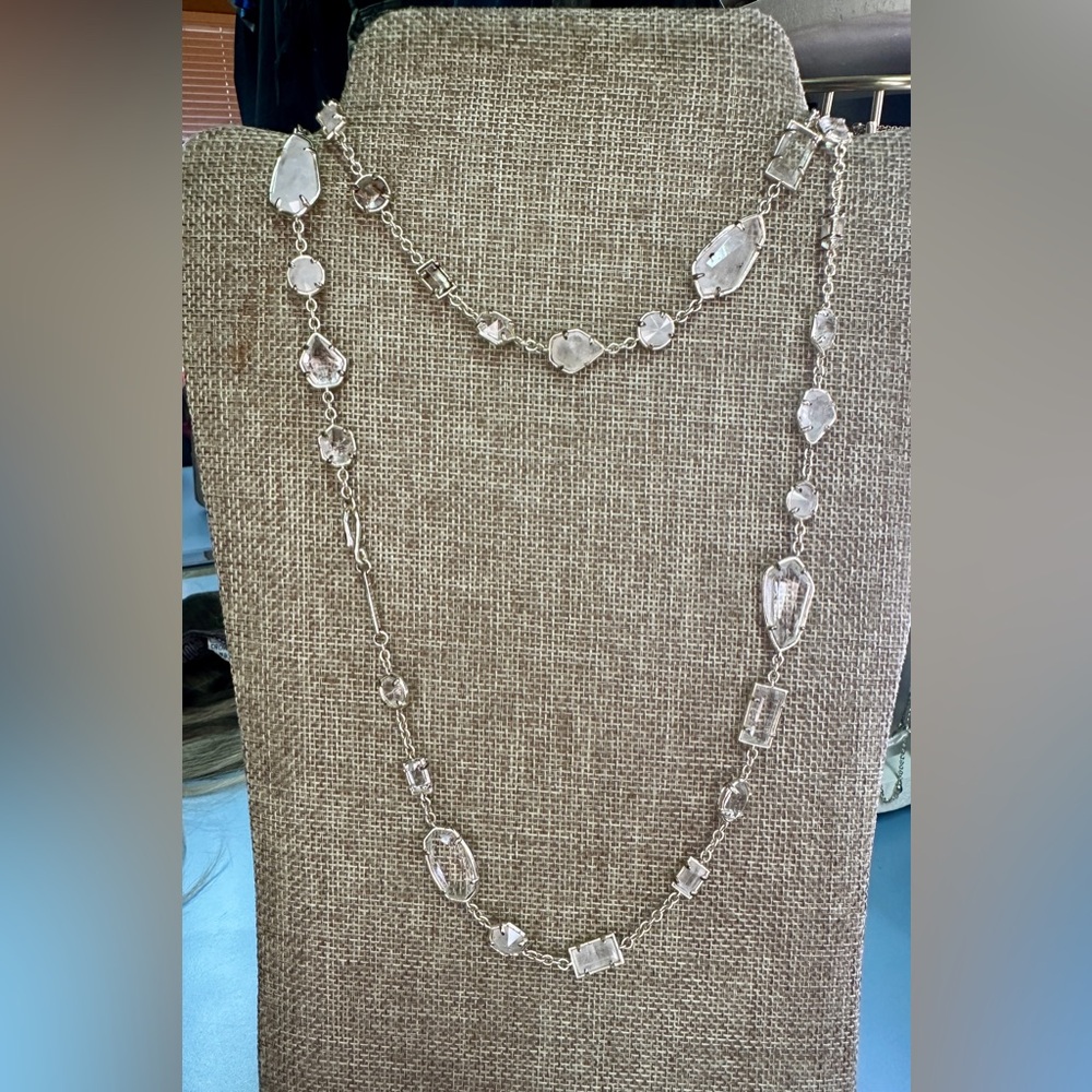 Kendra Scott Joann long necklace /GoldRock Crystal from 2017’s holiday release.